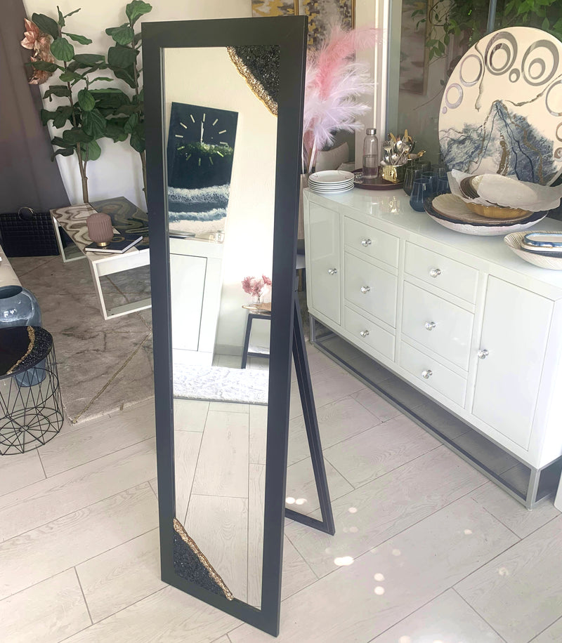 Specchio da Terra Nero con Cristalli Neri e Brillanti Oro (Made in Italy)