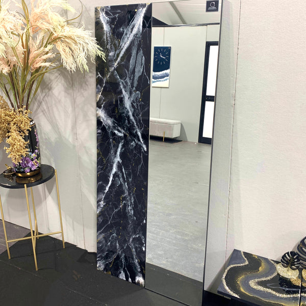 Specchio di Lusso 160x70 con marmorizzazione lucida Nero, Oro e Bianco (Made in Italy)
