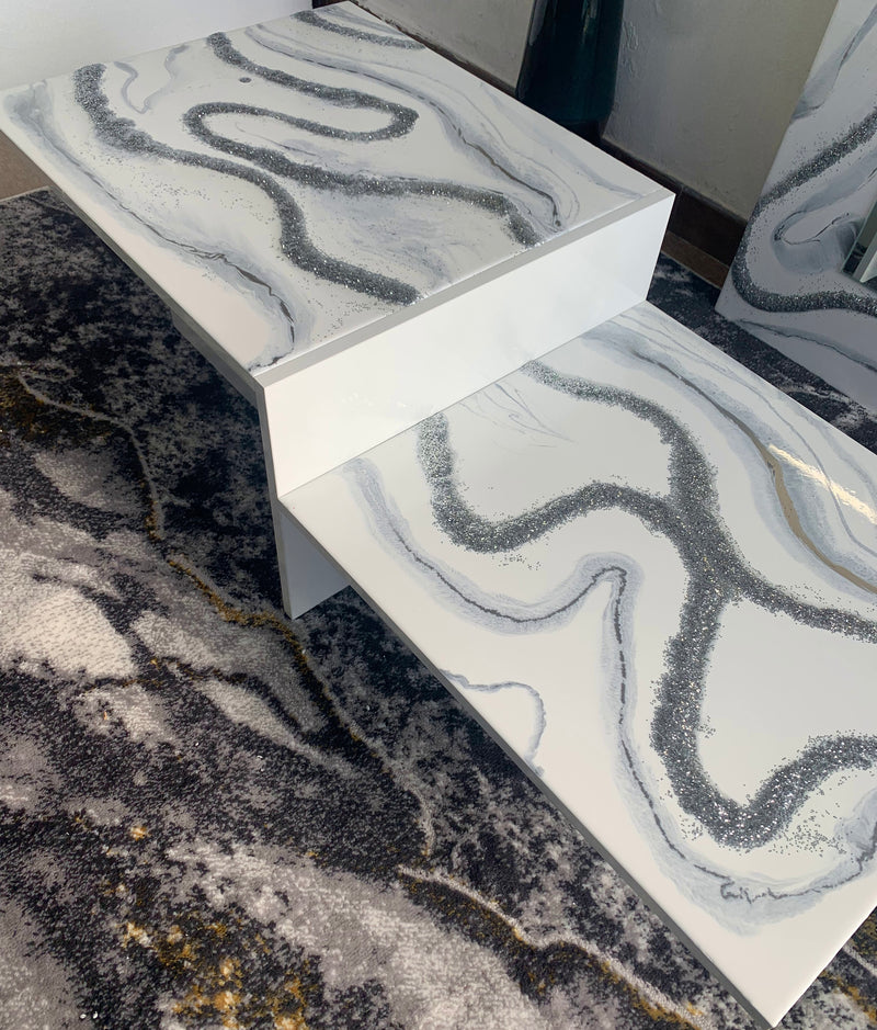 Tavolino Moderno Bianco Lucido, Argento e Brillanti (Made in Italy)