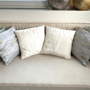 Coppia di Cuscini in Raso Bianco Ricamato